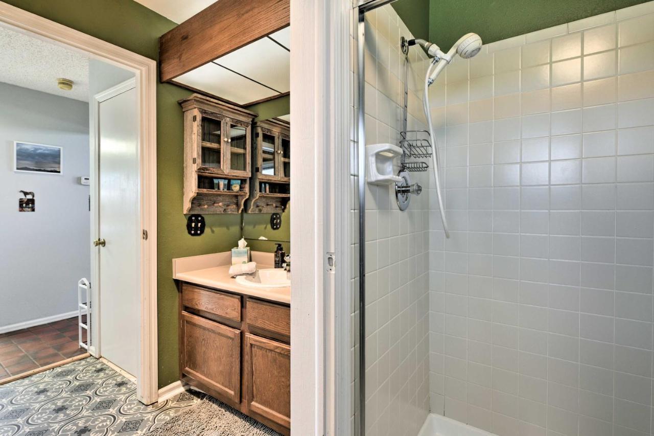 شقة Sunny Pagosa Springs Escape With Deck And Views! المظهر الخارجي الصورة